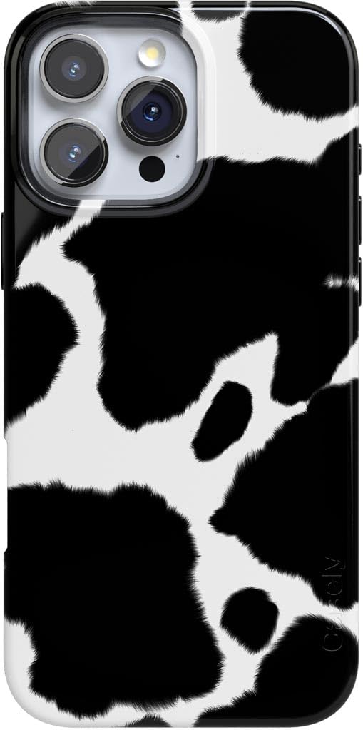 Casely iPhone 16 Pro Case | Clubhouse | Golden on the Green | Compatible with MagSafe | Classic Ultra Thin Design