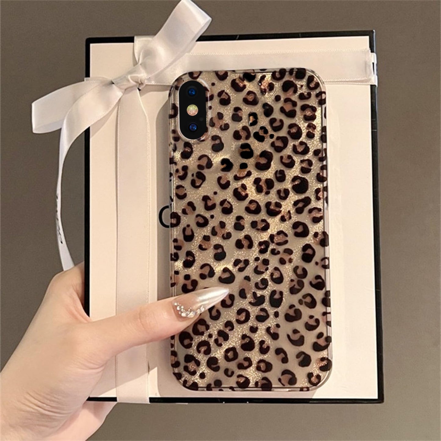 inewateri Compatible for iPhone 16 Pro Max Case with Cute Cheetah Leopard Print Retro Aesthetics Design Soft Slim TPU Shockproof Protective Bumper Glitter Shiny Phone Cover-Blue